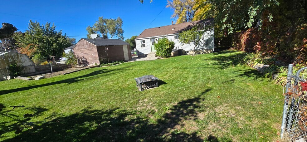 Building Photo - 351 Washington Ave