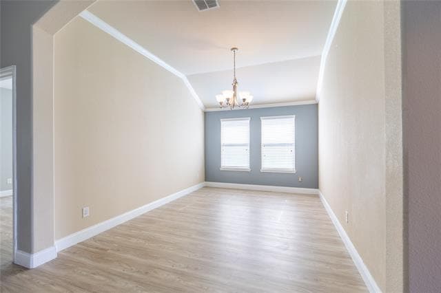 Building Photo - 901 Kiowa Dr