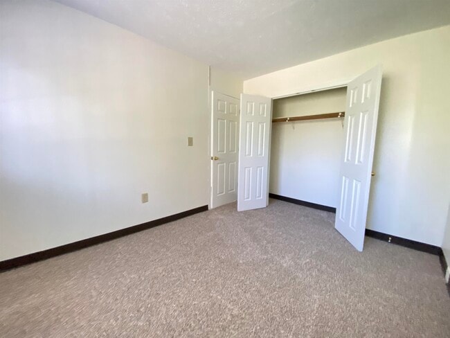 Building Photo - 3961 Brown Ave