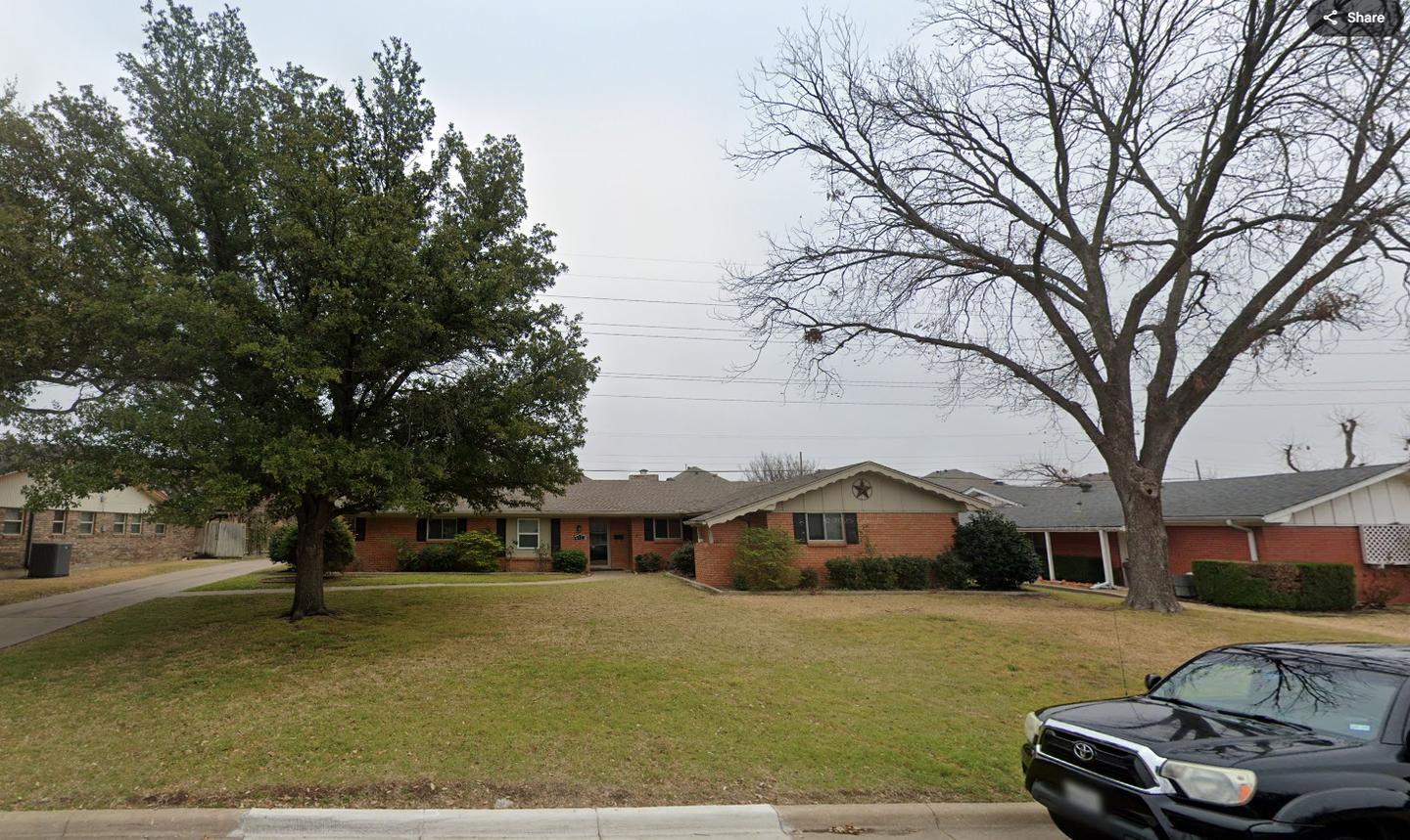 Building Photo - Bright & spacious 6-bedroom retreat in Ben...