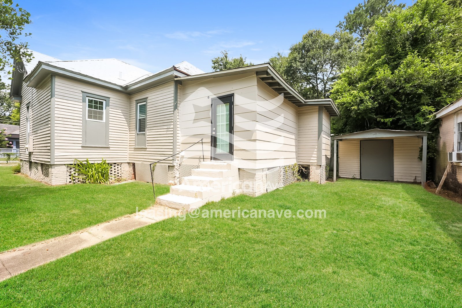 Building Photo - 3000 11th Ave