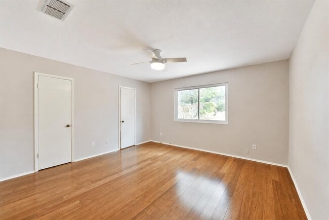 Building Photo - 8411 Romney Rd