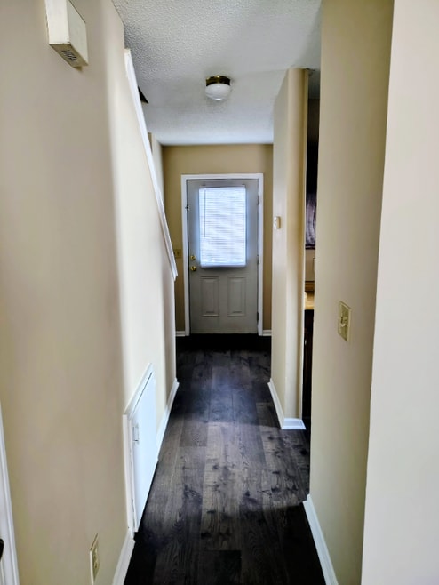 Building Photo - 112 Leila Ln