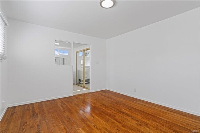 Building Photo - Spacious 4BR House in Torrance