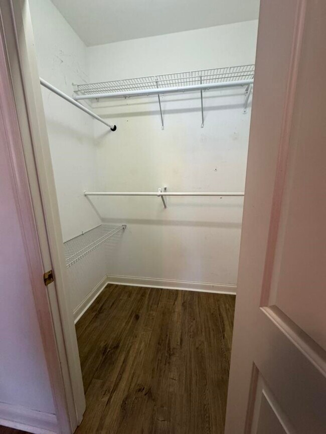 Building Photo - 95 Court St