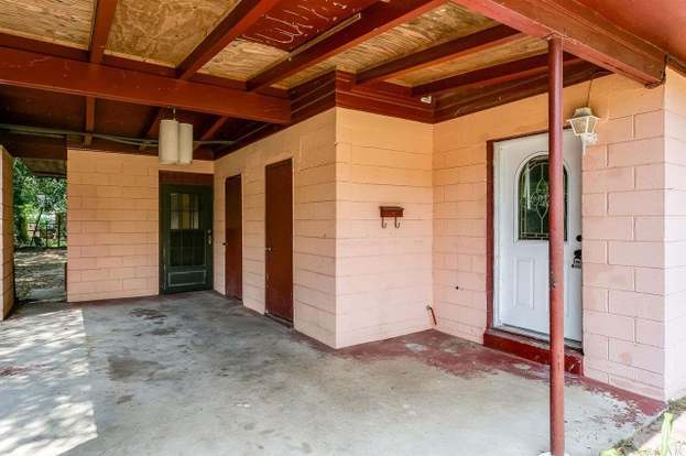 Building Photo - 9 Gentian Dr