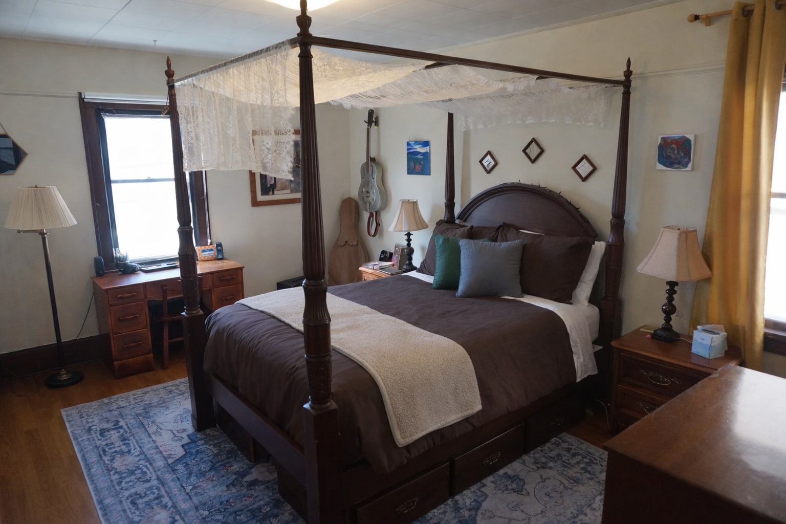 Building Photo - 3009 N Frederick Ave