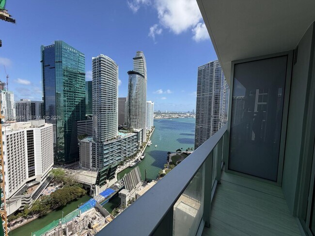 Building Photo - 77 SE 5th St