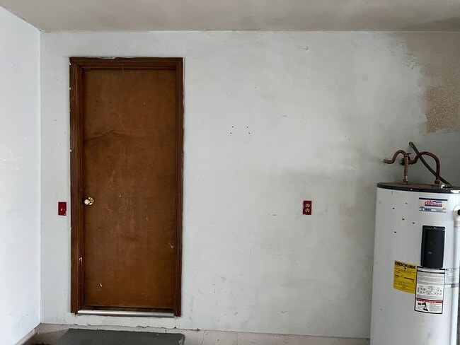 Building Photo - 2 Bedroom in Bethel-Danebo Area