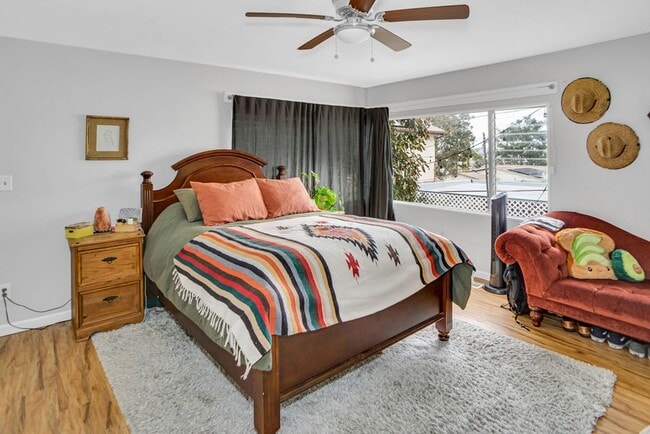 Building Photo - Adorable cottage in Ocean Beach!