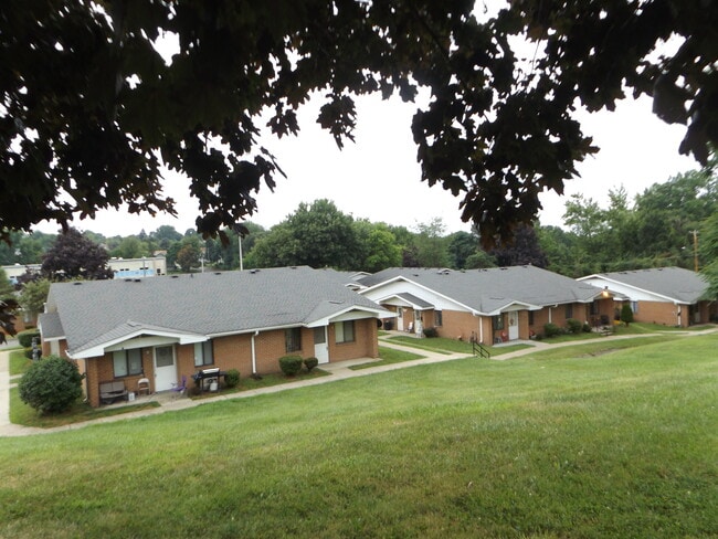 Primary Photo - Lavigne Manor