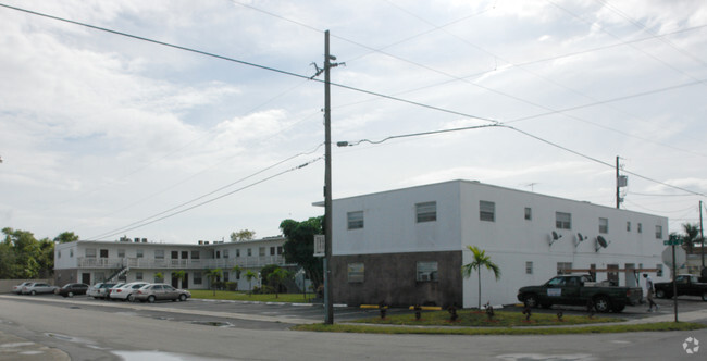 Primary Photo - Monte Carlo Apartments