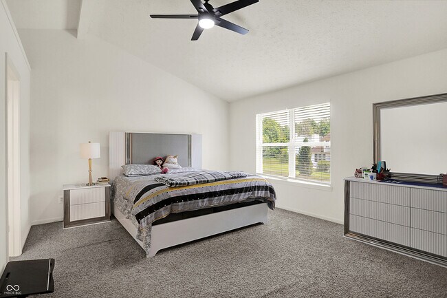 Building Photo - 5761 Cantigny Way S