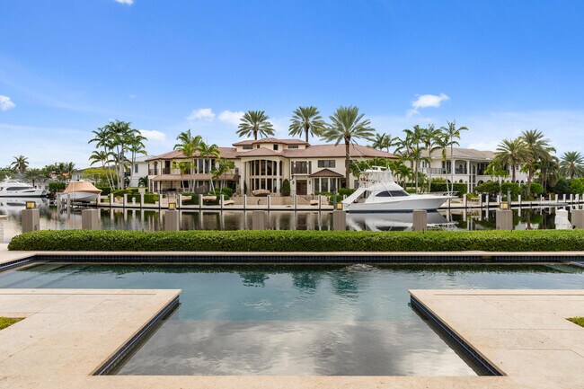 Building Photo - 3211 NE 27th Ave