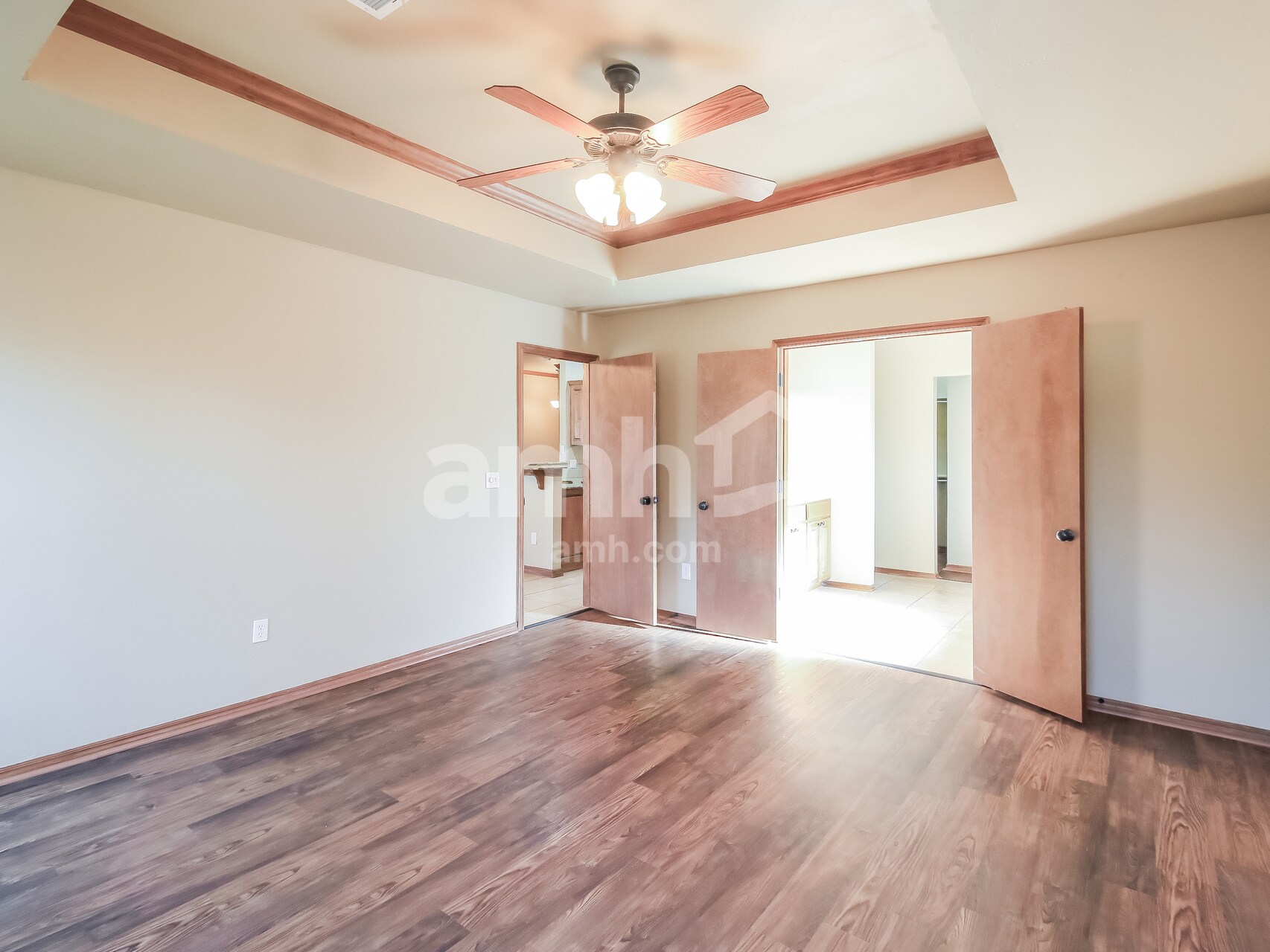 Building Photo - 809 Tea Rose Dr