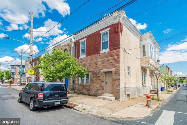 Building Photo - 2855 E Thompson St