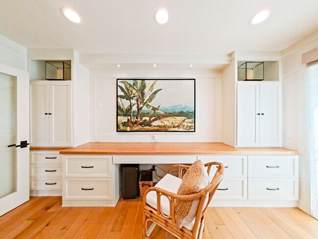 Building Photo - 33702 Calle Conejo