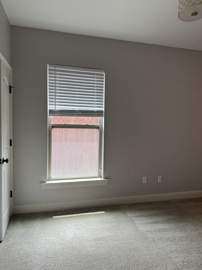 Building Photo - 23295 Mango Dr