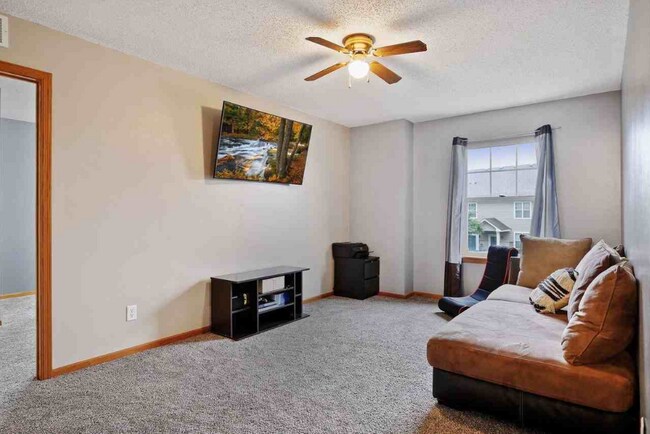 Building Photo - 17083 Encina Path