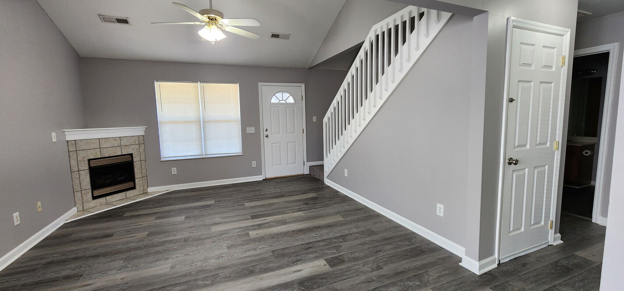 Building Photo - 821 Plantation Dr