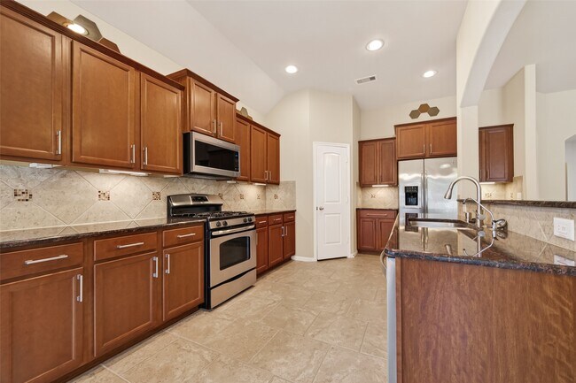 Building Photo - 111 Pheasant Run Dr
