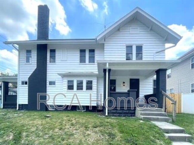 Building Photo - 3747 E Market St