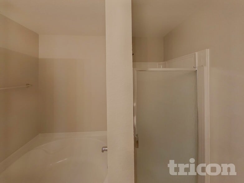 Building Photo - 534 Blue Sage