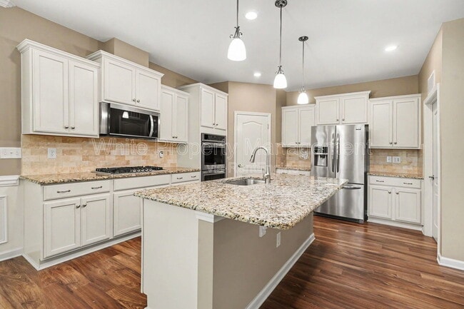 Building Photo - 8207 Asher Chase Trl
