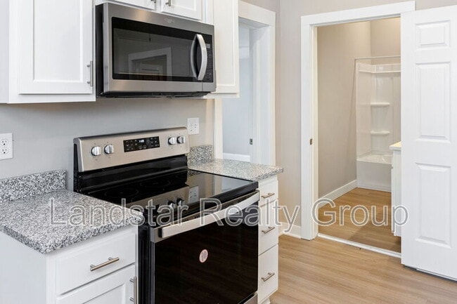 Building Photo - 4013 S 2nd St