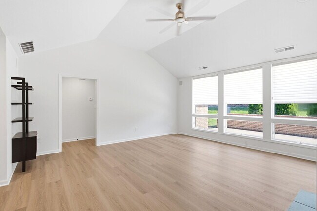 Building Photo - 3711 Shadow Glen Ct