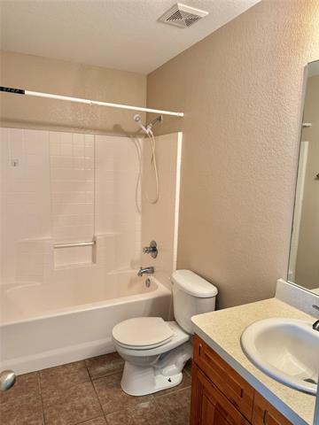 Building Photo - 2314 Aldergate Dr