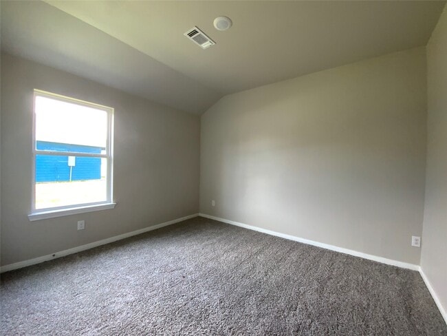 Building Photo - 619 W Bayshore Dr