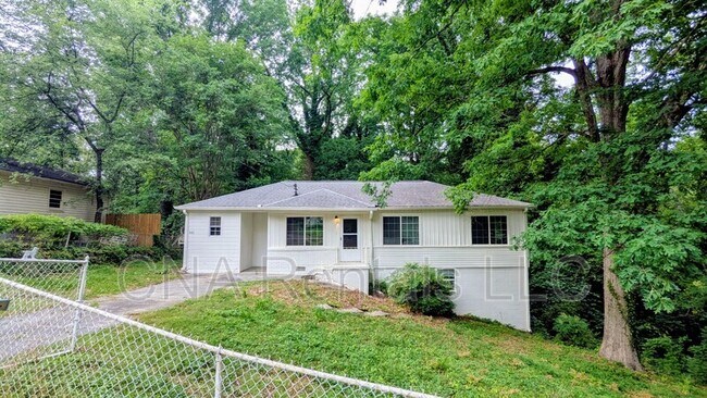 Building Photo - 631 Blackhawk Cir