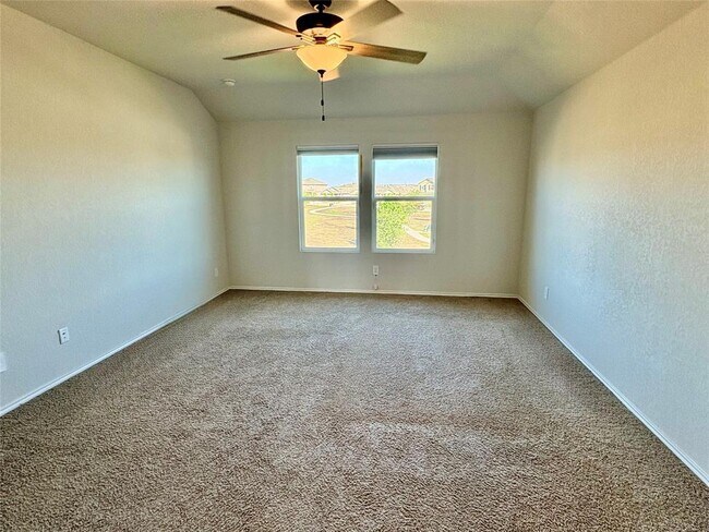 Building Photo - 127 Snapdragon Ln