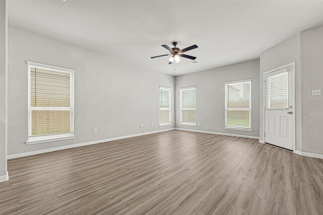 Building Photo - 6518 Wenlock Dr