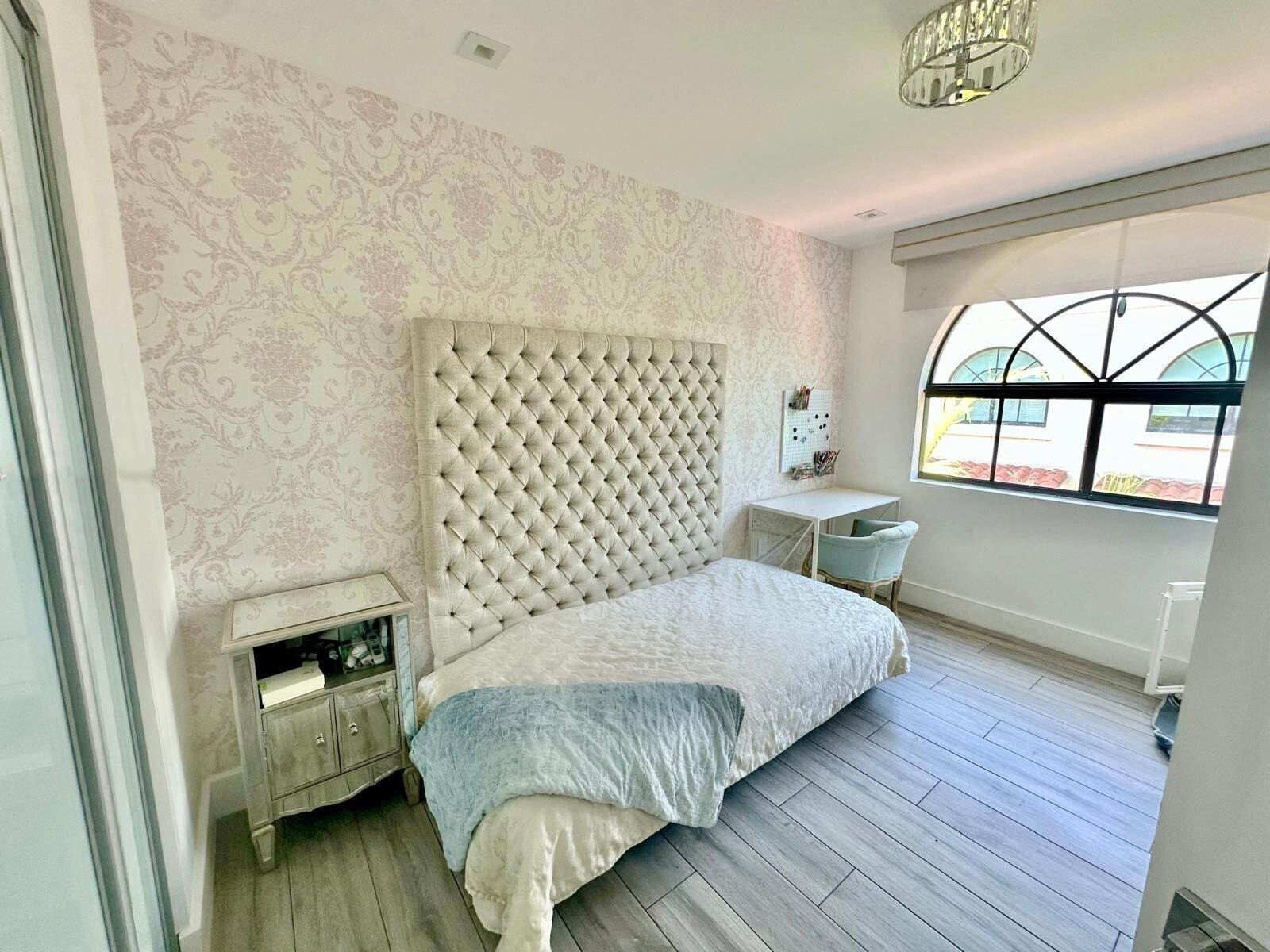 Building Photo - 1150 98th St