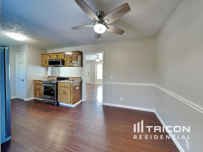 Building Photo - 206 Township Dr