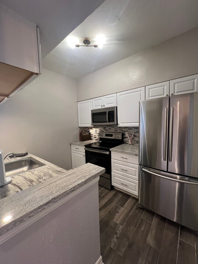 Building Photo - 1201 McDuffie St