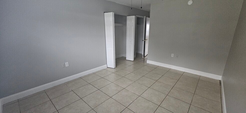 Master Bdrm Closets - 815 Trina Ln