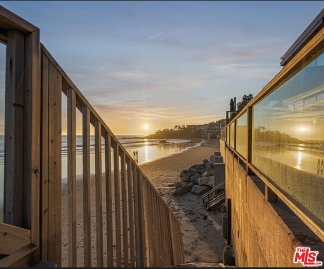Building Photo - 31376 Broad Beach Rd