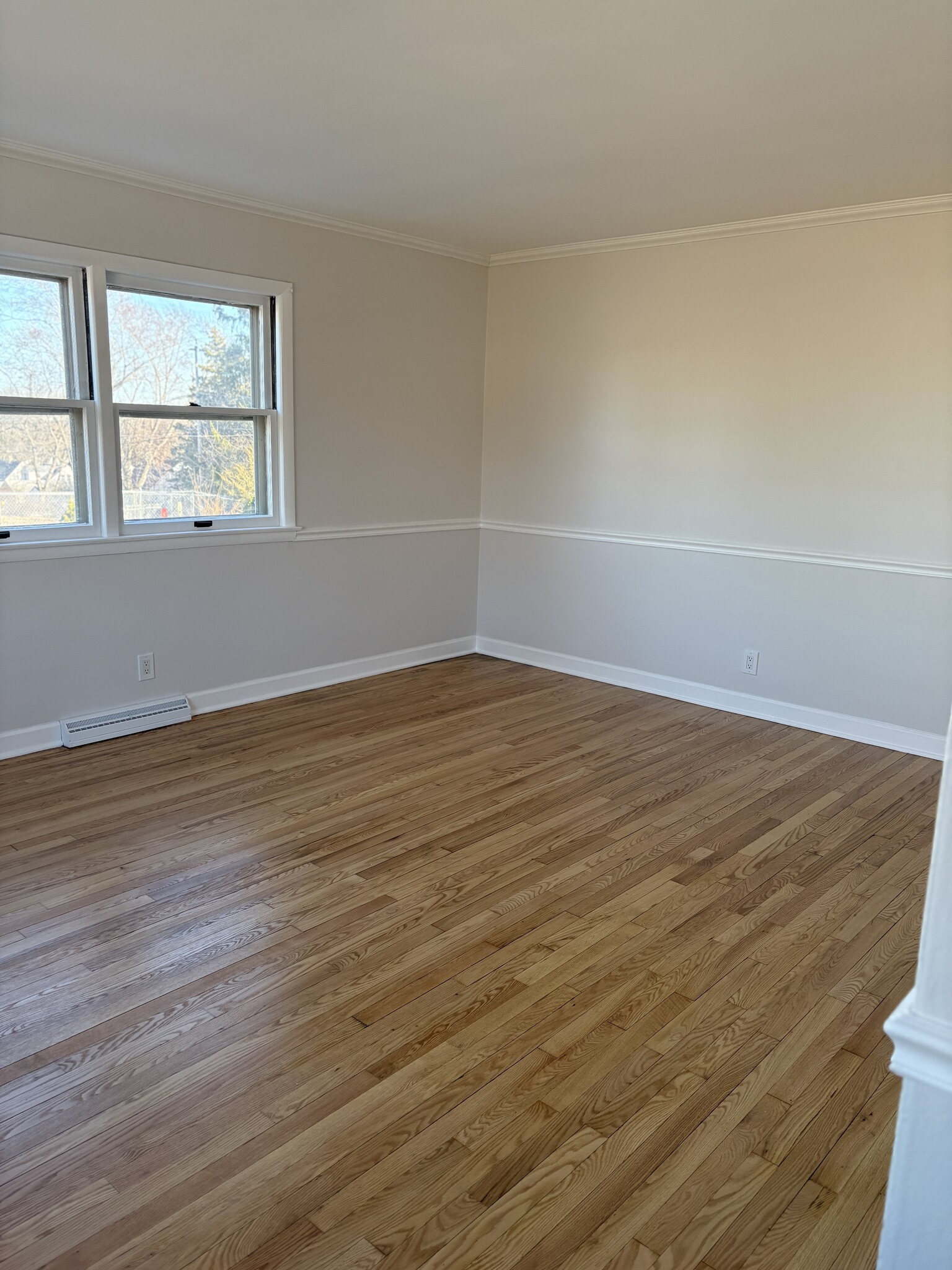 Living Room - 9109 W Cleveland Ave