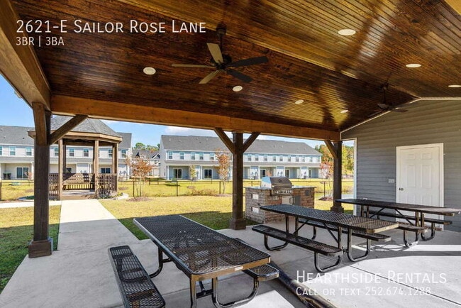 Building Photo - 2621-E Sailor Rose Ln