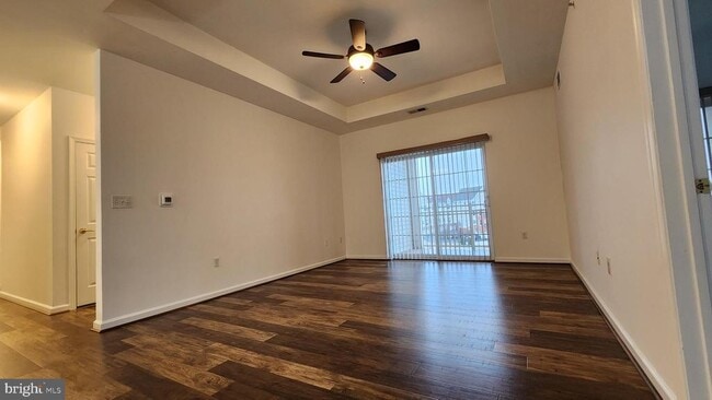 Building Photo - 245 Breeders Cup Dr