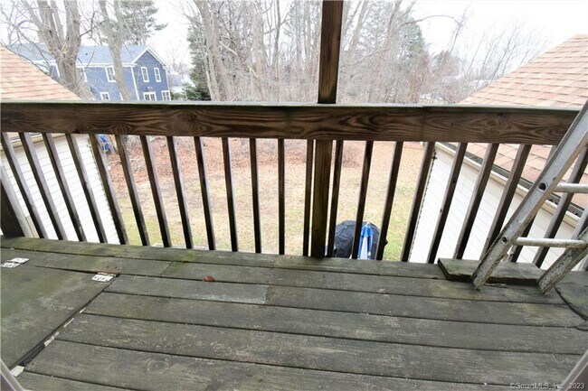 Building Photo - 28 Drive Way