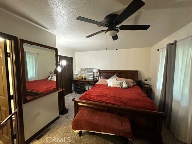 Building Photo - 23878 Lakeview Dr