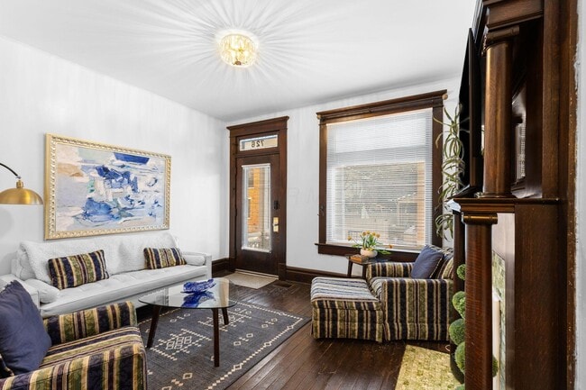 Building Photo - 726 Kerr St