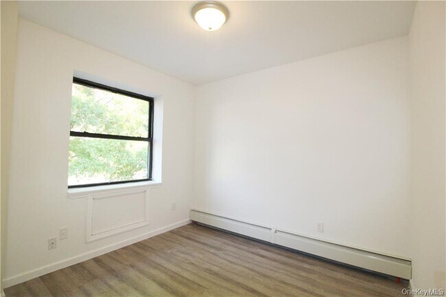 Building Photo - 1342 Prospect Ave