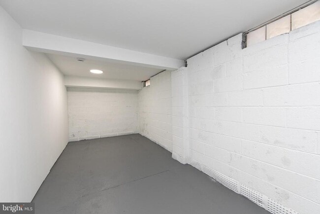 Building Photo - 371 Kresson Rd