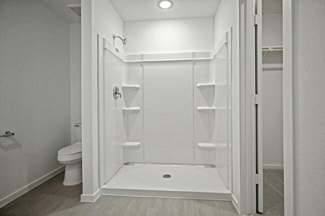 Building Photo - 9902 Mather Wy