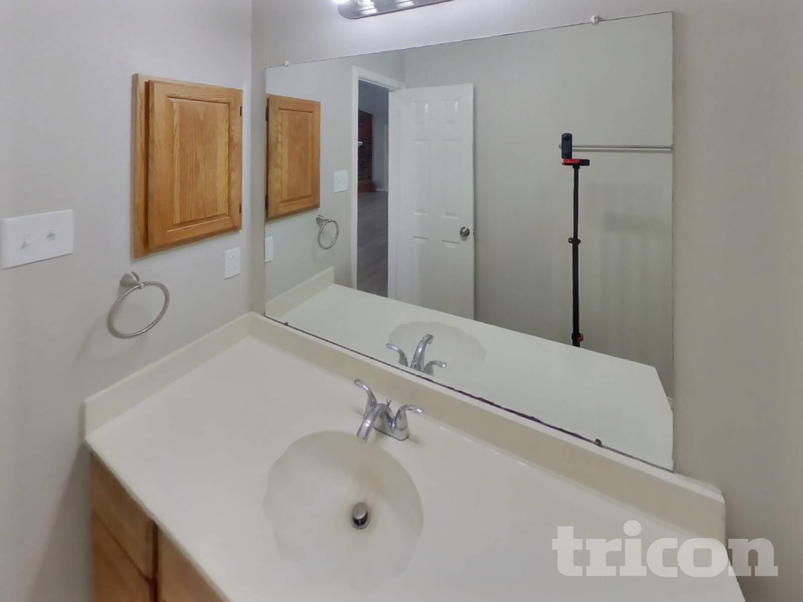 Building Photo - 1624 Bent Brook Dr